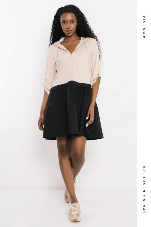 Amnesia Bata ruha fekete/bézs színben 