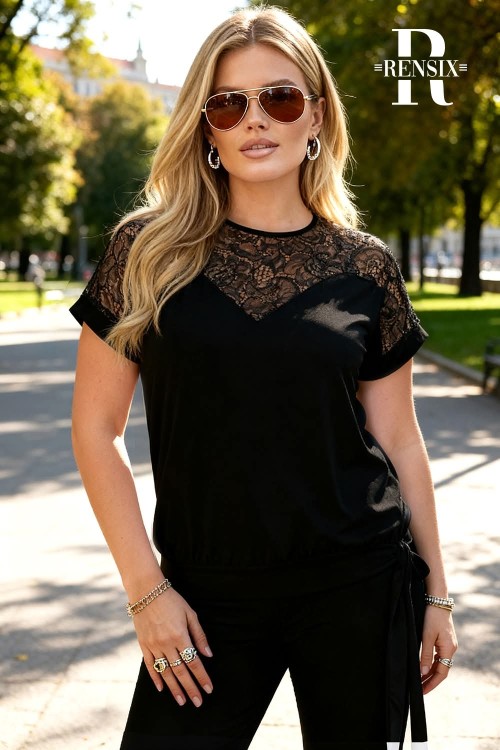 Rensix oldalt kötős,  csipke betétes alkalmi felső fekete és fehér színben 